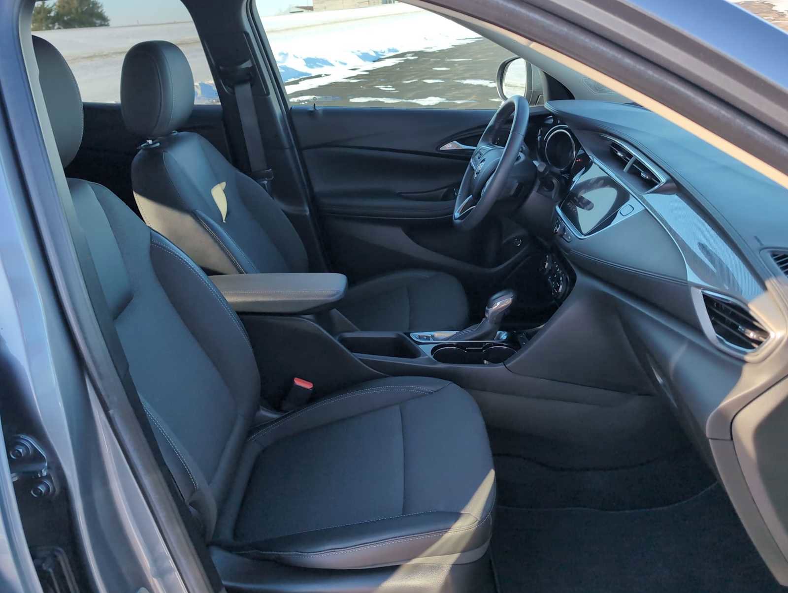 Used 2022 Buick Encore GX Select image 26