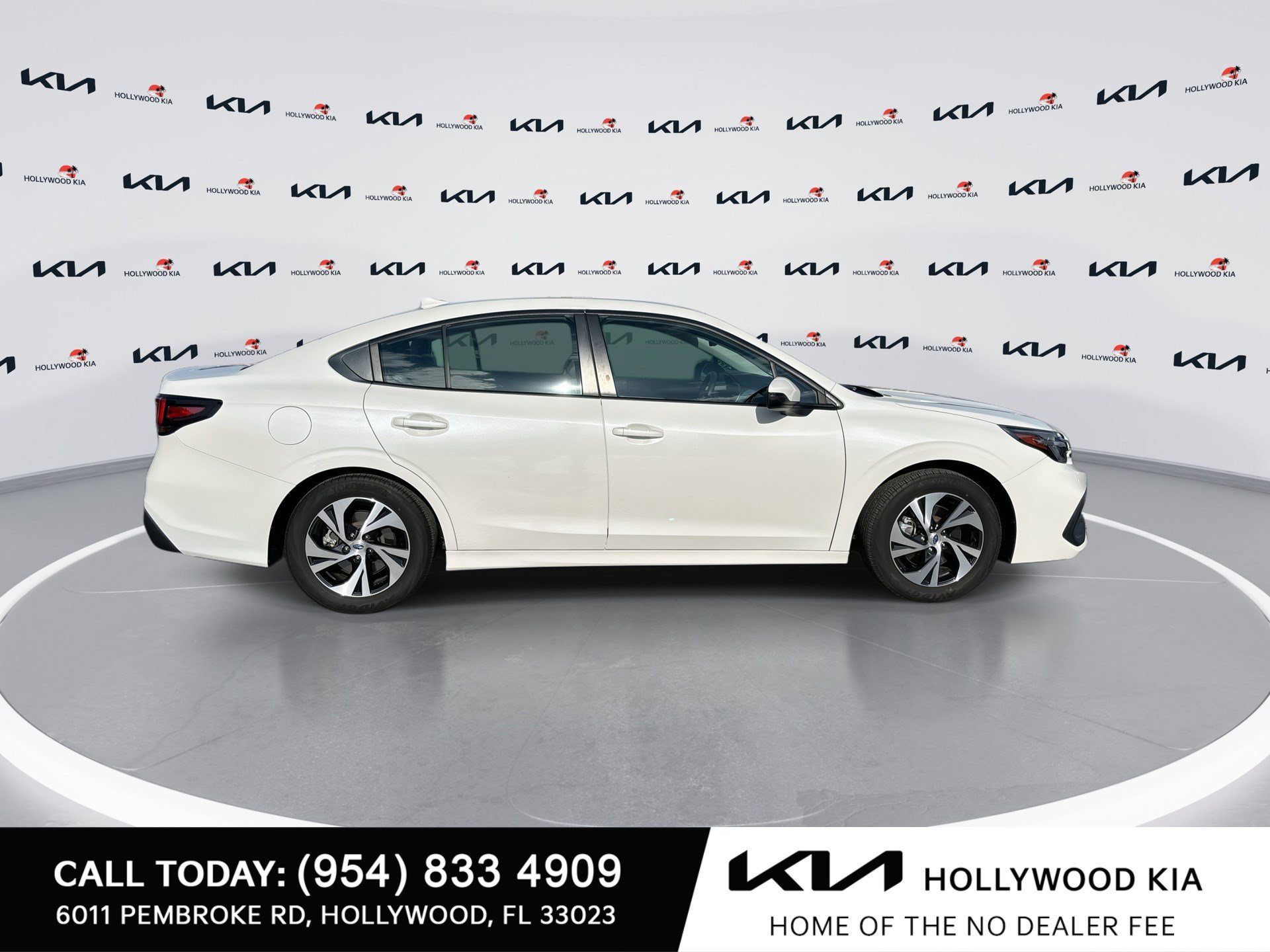 Used 2024 Subaru Legacy Premium AWD/4WD image 9