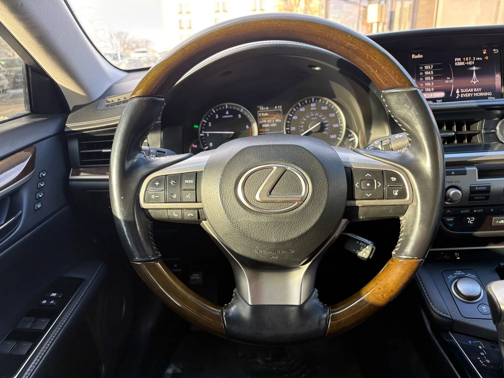 Used 2016 Lexus ES 350 ES 350 Sedan 4D image 14