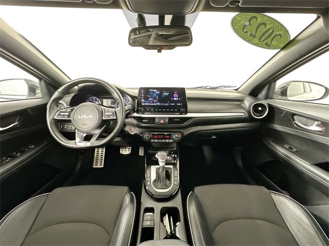 Used 2023 Kia Forte GT-Line w/ GT-Line Premium Package image 11