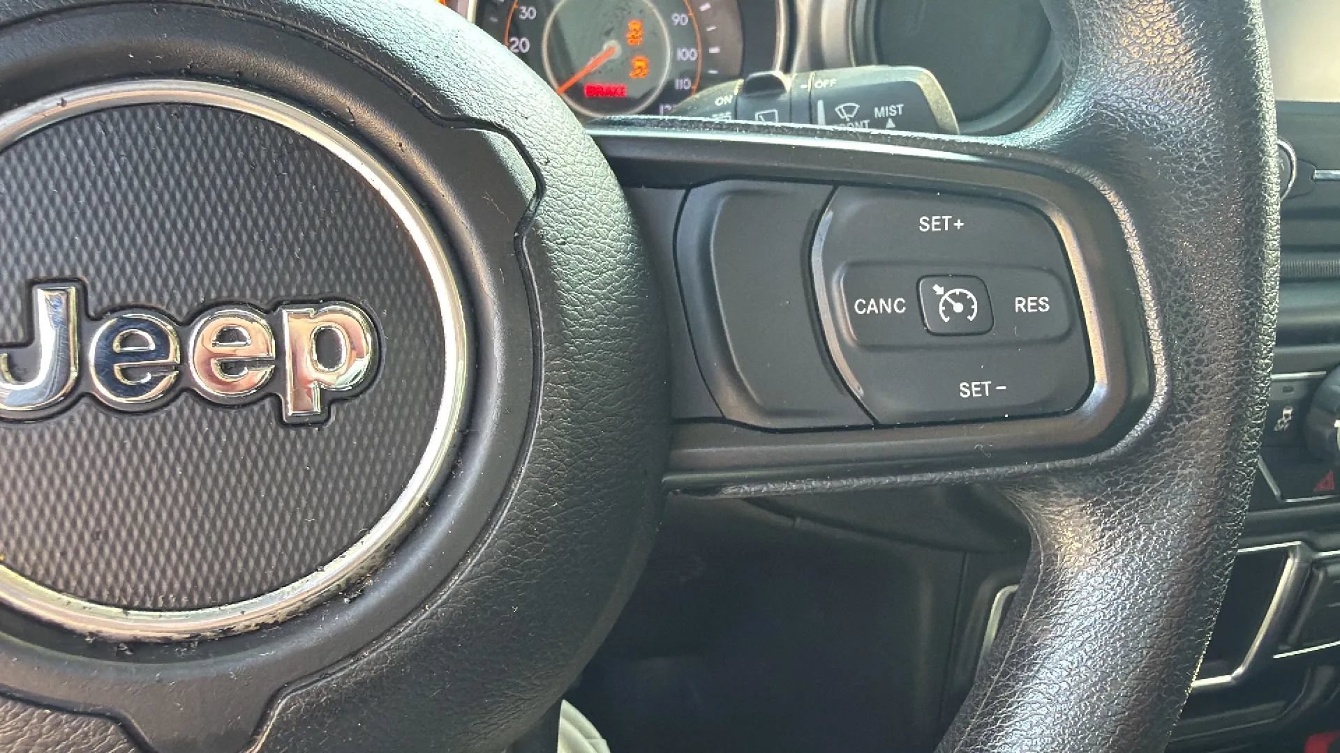 Used 2020 Jeep Wrangler Sport AWD/4WD image 17