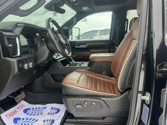 Used 2024 GMC Sierra 2500 Denali Ultimate image 6