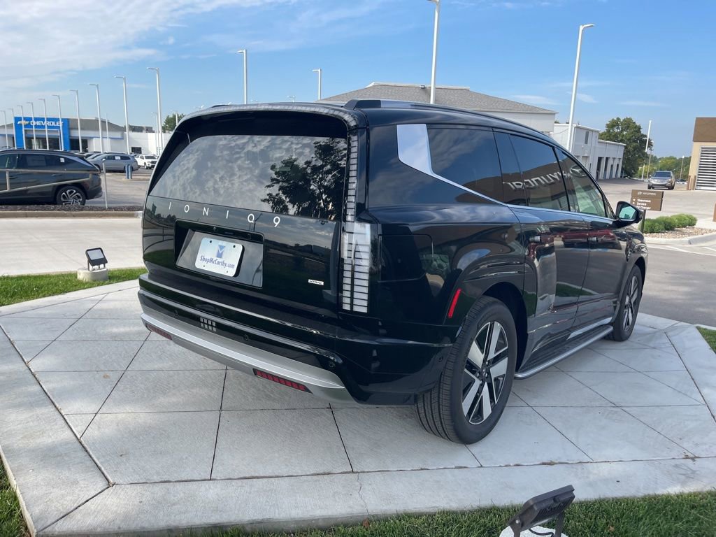 New 2026 Hyundai Ioniq 9 SEL image 5