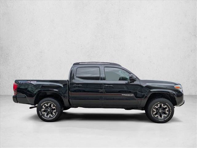 Used 2022 Toyota Tacoma SR AWD/4WD image 4