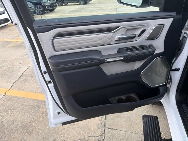 Used 2024 RAM 1500 Limited AWD/4WD image 17