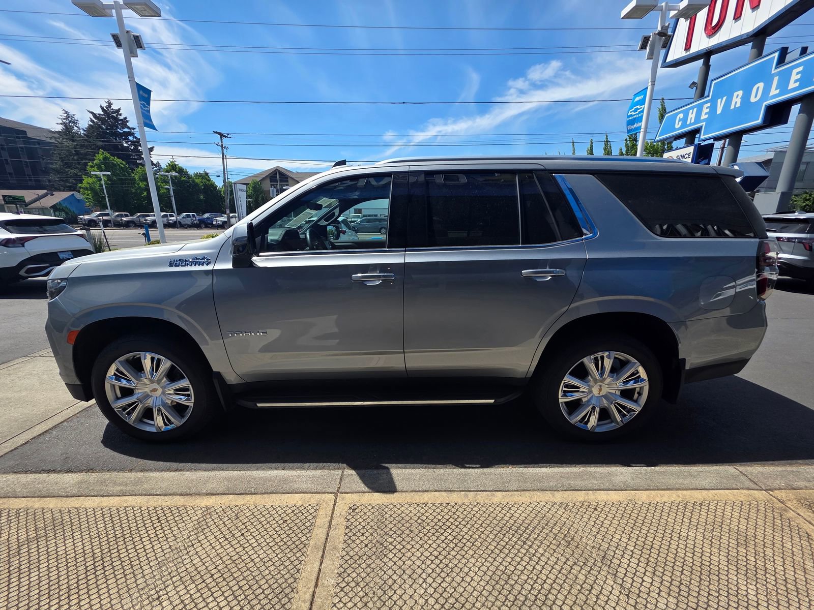 Used 2024 Chevrolet Tahoe High Country w/ Max Trailering Package AWD/4WD image 8