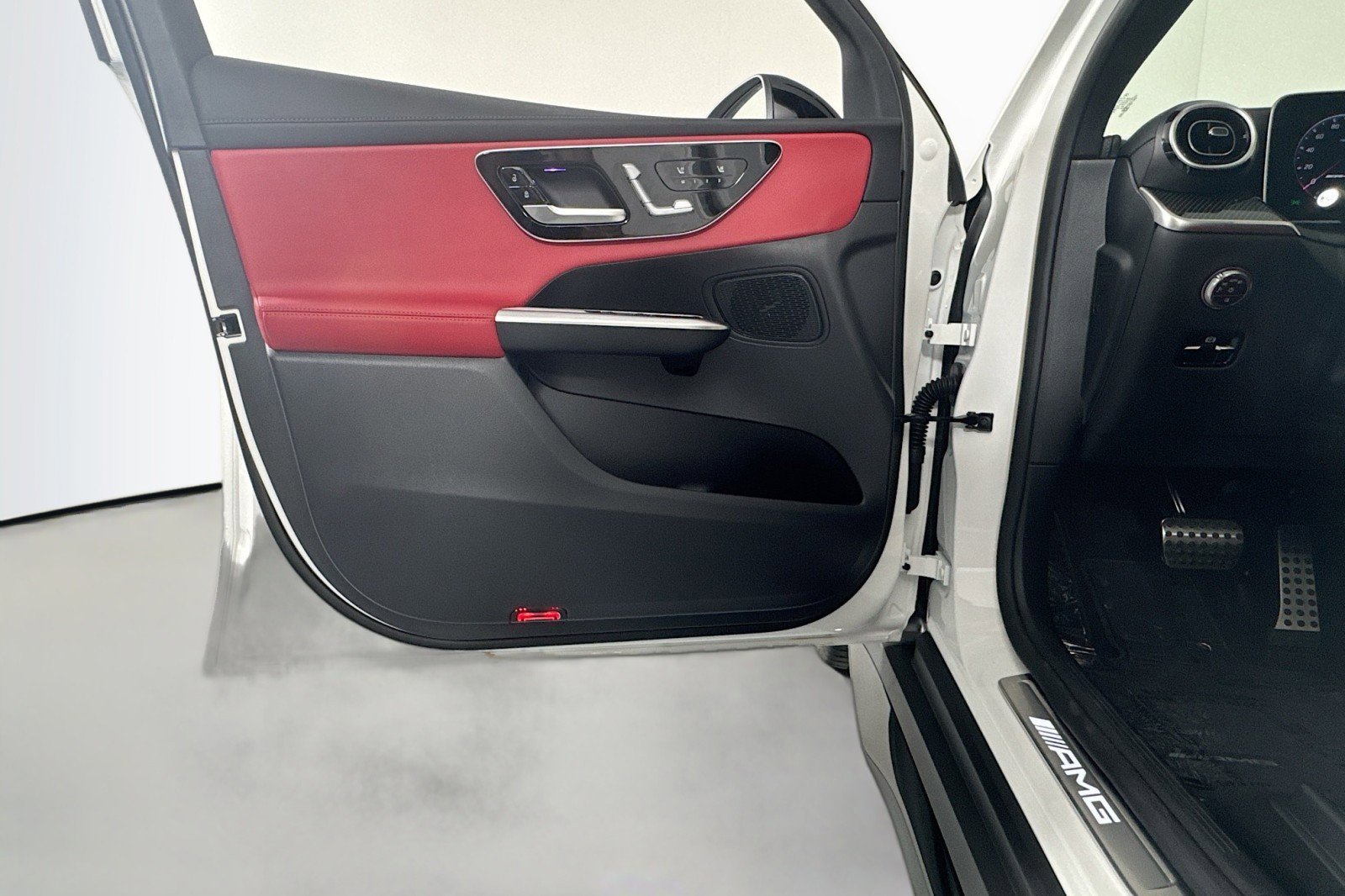 Certified 2026 Mercedes-Benz GLC 43 AMG 4MATIC image 21