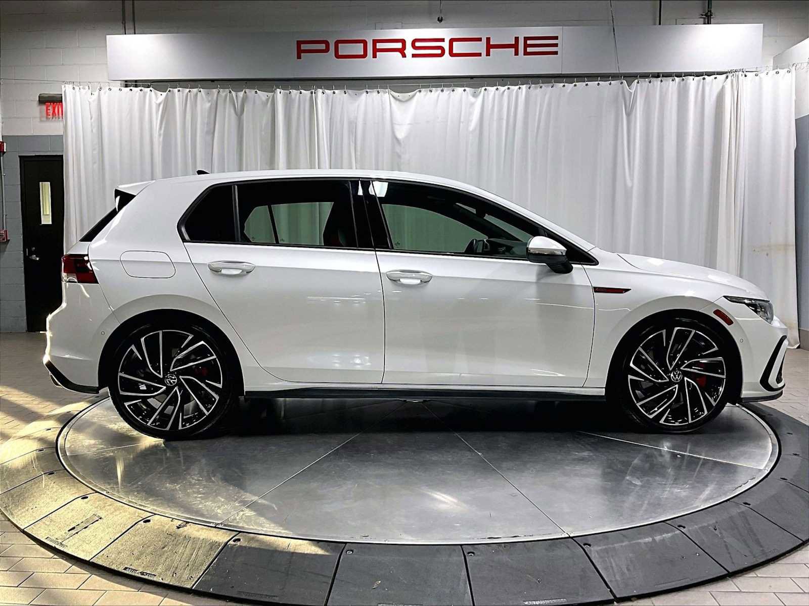 Used 2024 Volkswagen GTI Autobahn image 11