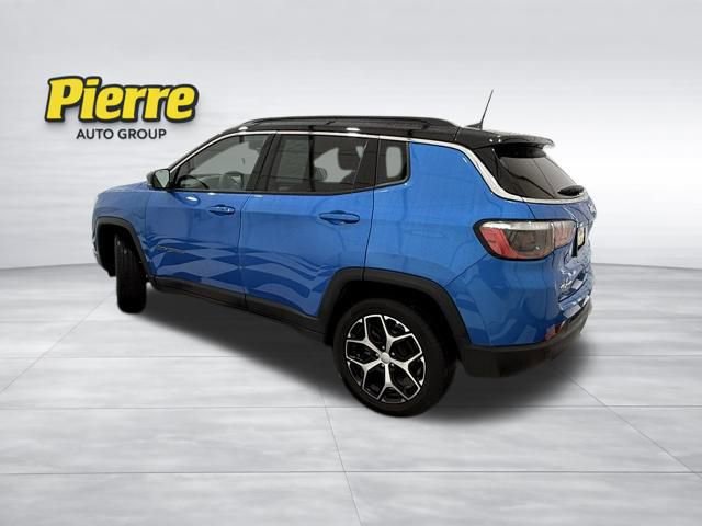 Used 2024 Jeep Compass Limited image 2