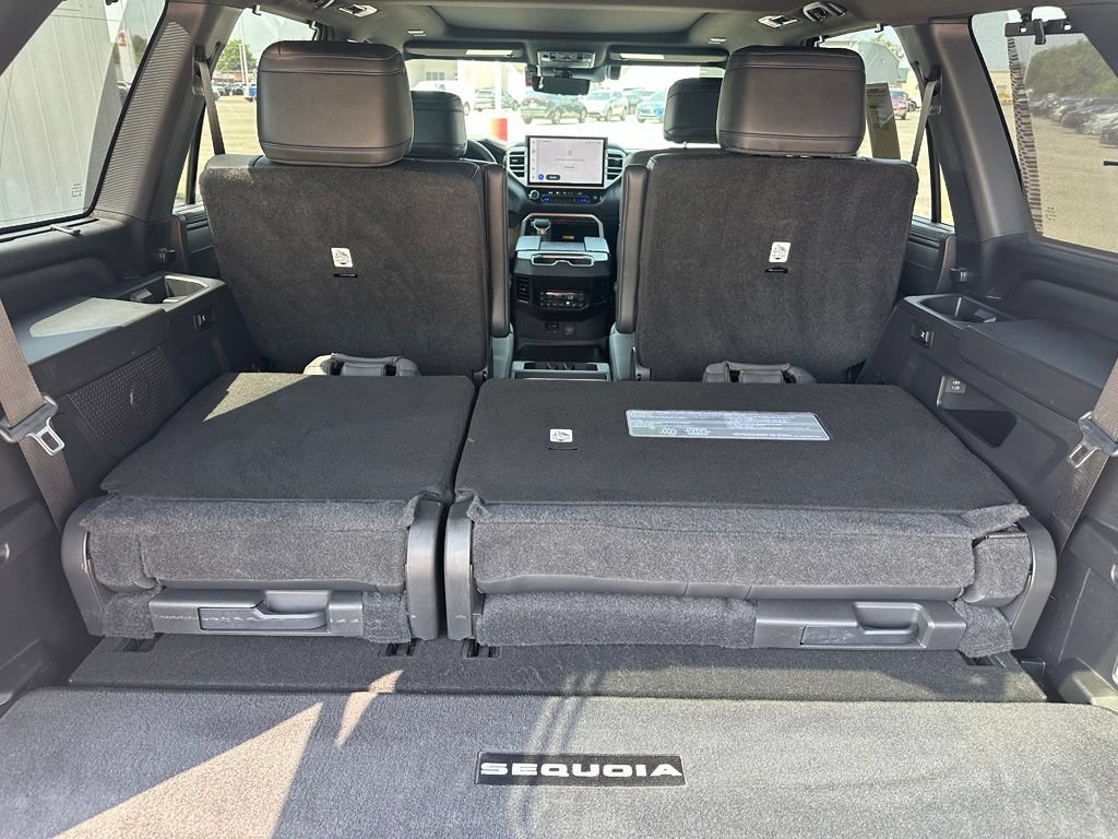 Used 2024 Toyota Sequoia Platinum AWD/4WD image 28