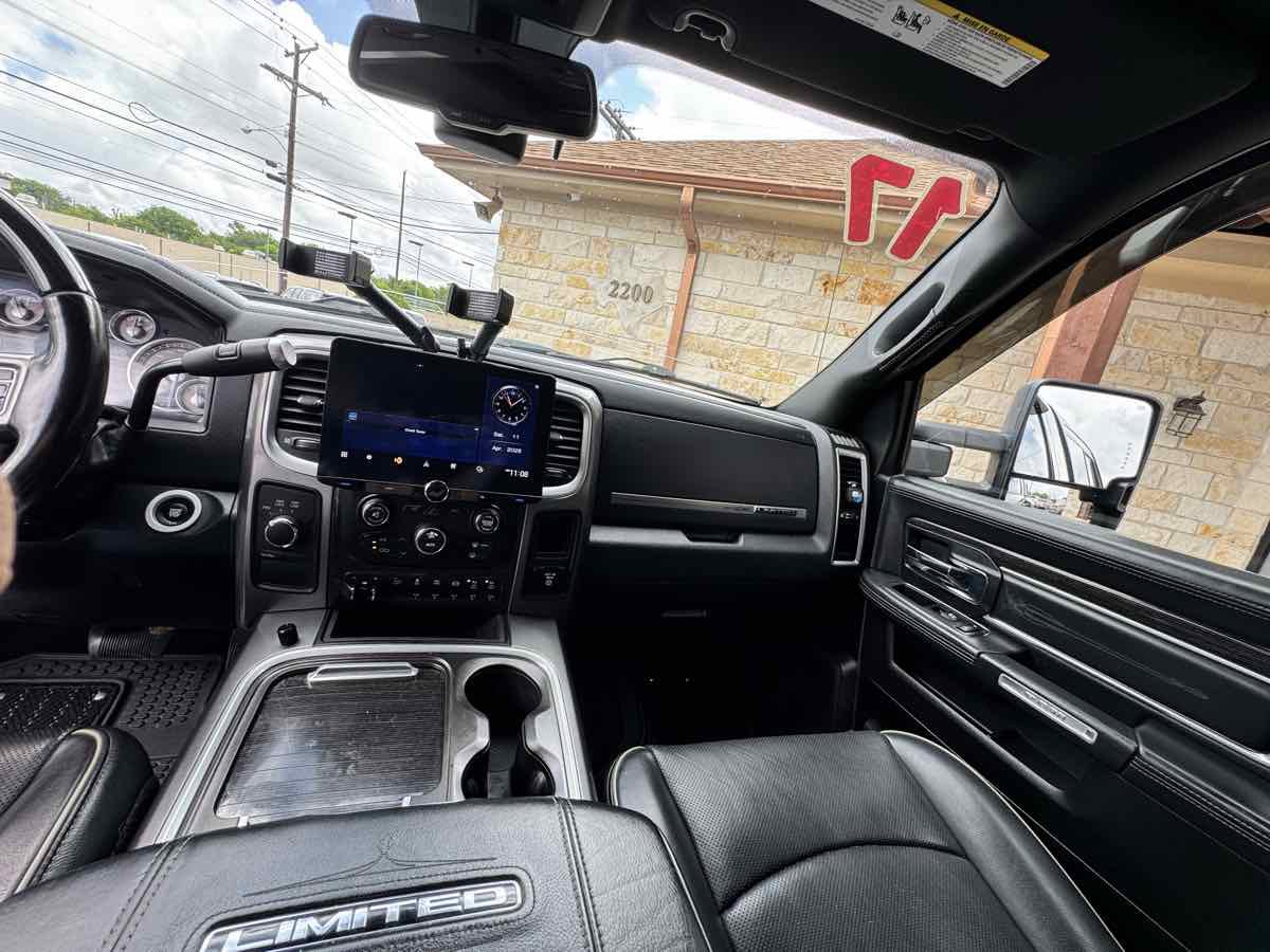 Used 2017 RAM 3500 Laramie Longhorn image 15