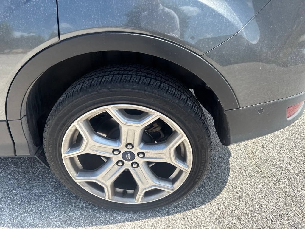 Used 2019 Ford Escape Titanium FWD image 18