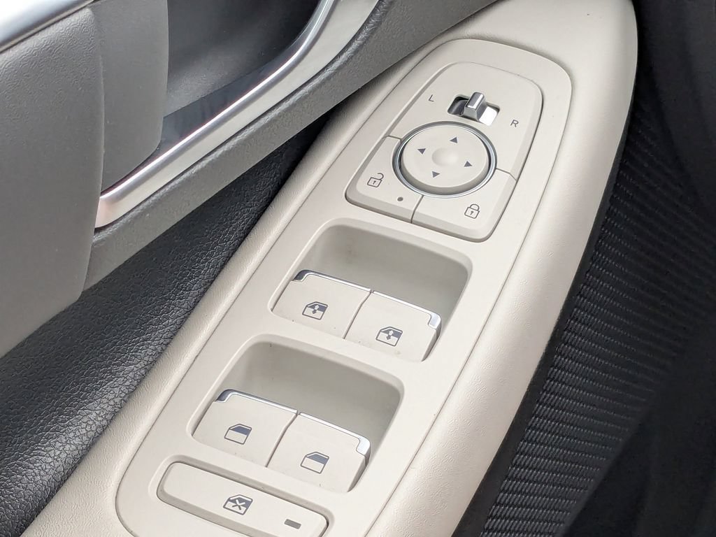 Used 2025 Hyundai Sonata SEL FWD image 23