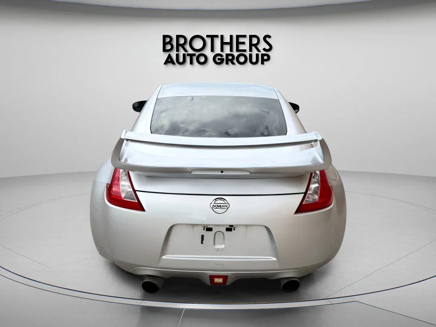 Used 2014 Nissan 370Z Coupe w/ Sport Package RWD image 13