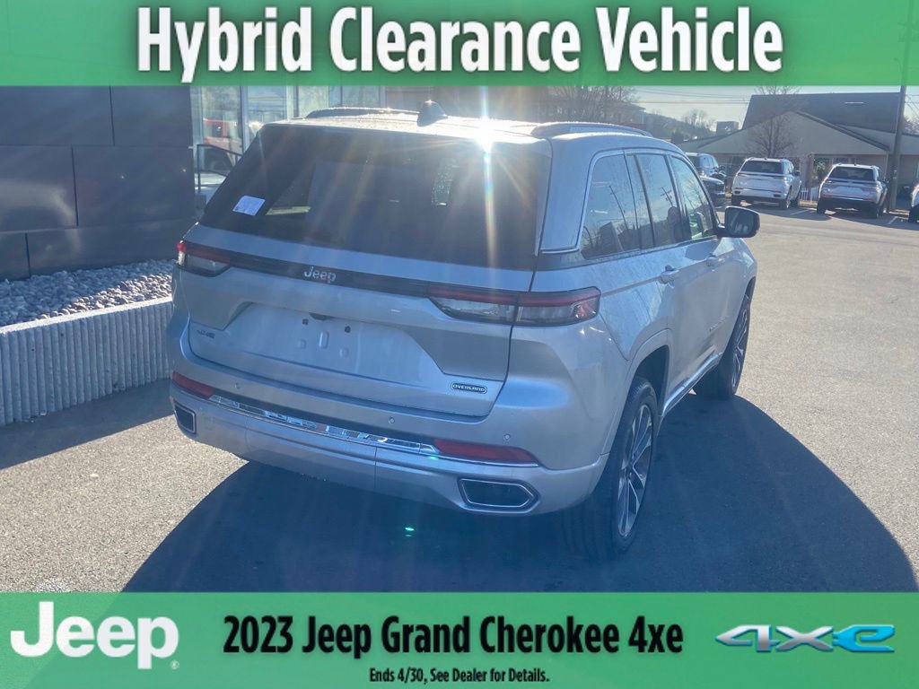 New 2023 Jeep Grand Cherokee Overland image 8