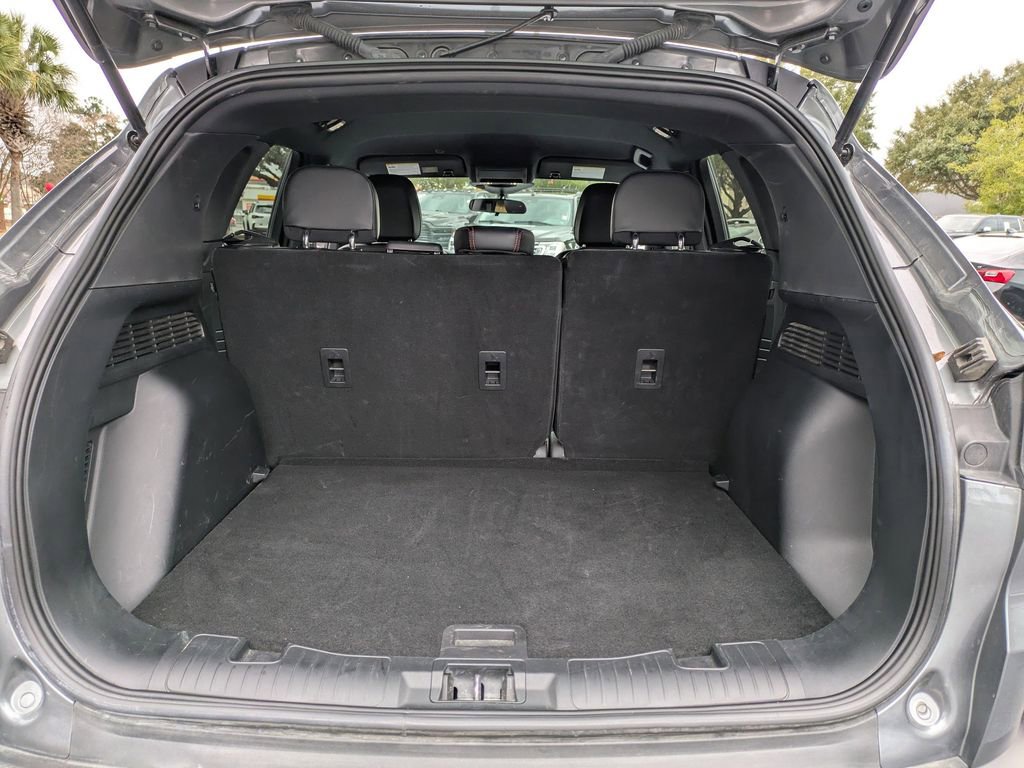 Used 2025 Ford Escape ST-Line image 12