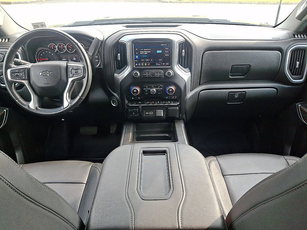 Used 2022 Chevrolet Silverado 2500 LT w/ Midnight Edition AWD/4WD image 10