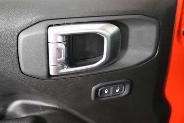 Used 2025 Jeep Wrangler Sport AWD/4WD image 20