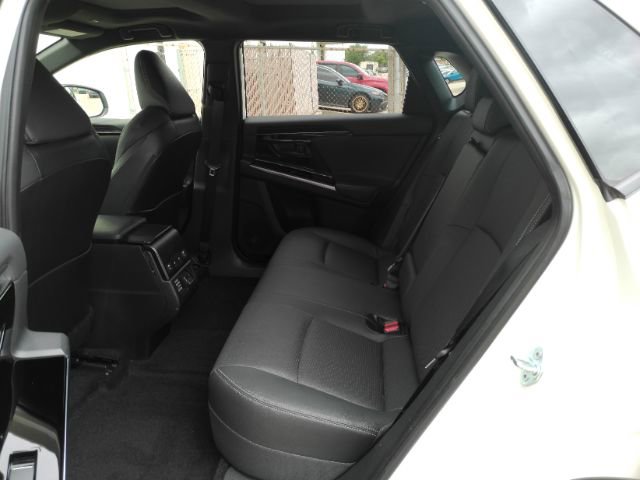 Used 2023 Toyota bZ4X Limited image 17