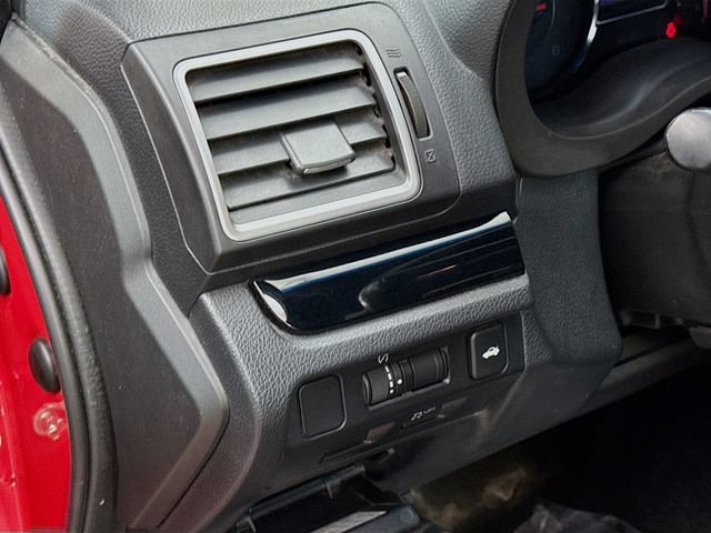 Used 2019 Subaru WRX STI AWD/4WD image 10