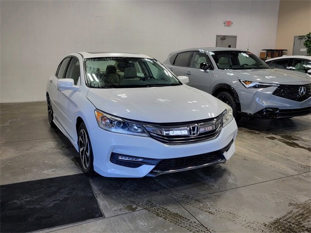 Used 2017 Honda Accord EX-L image 4