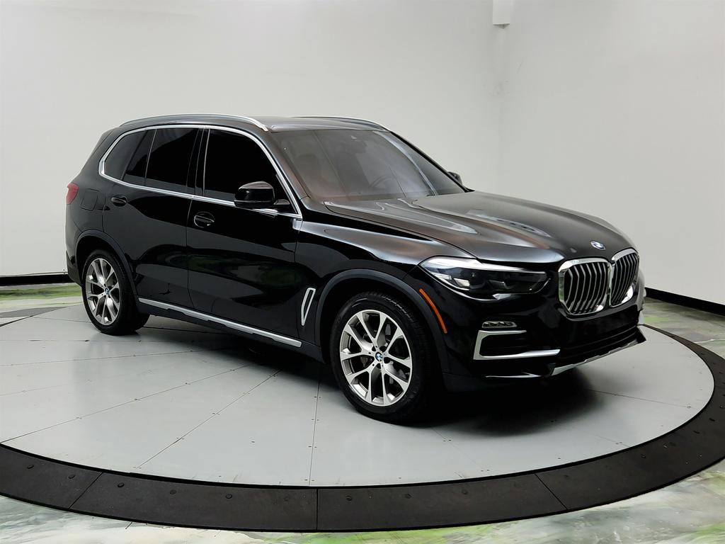 Used 2019 BMW X5 xDrive40i w/ Premium Package 2 AWD/4WD image 3