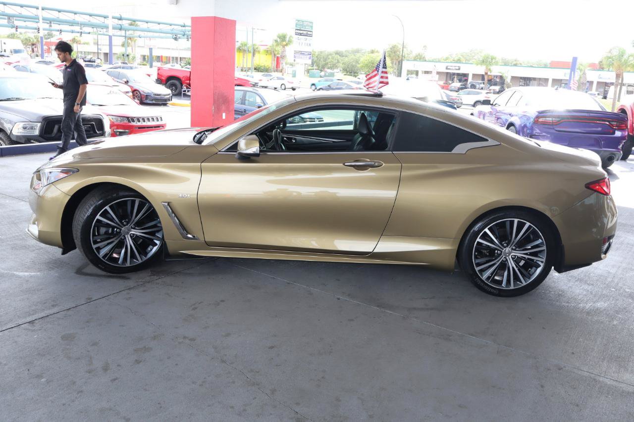 Used 2018 INFINITI Q60 3.0t Luxe RWD image 7