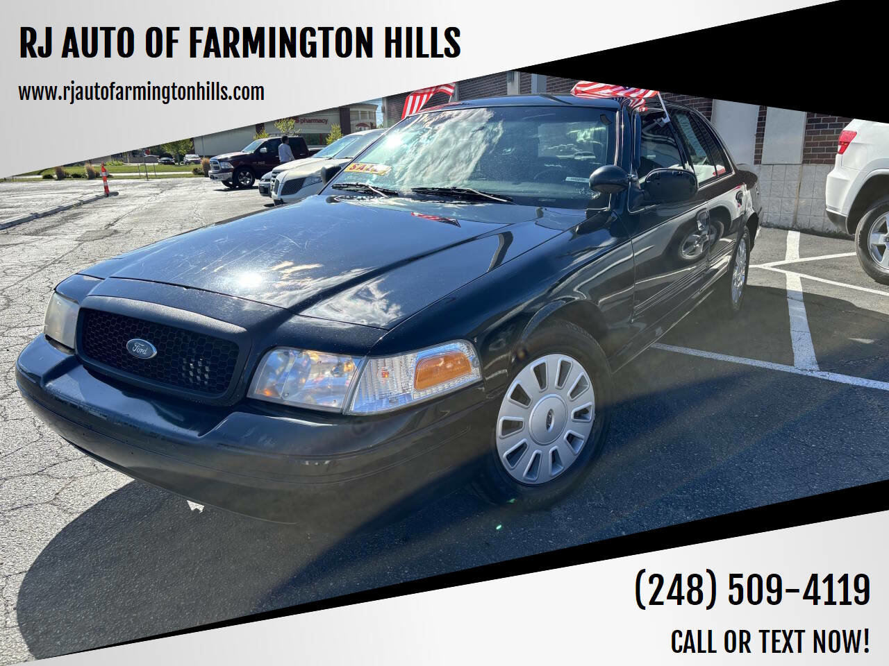 Used 2011 Ford Crown Victoria Police Interceptor RWD image 1