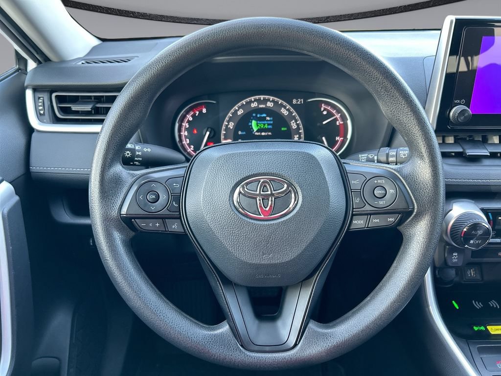 Certified 2025 Toyota RAV4 XLE FWD image 15