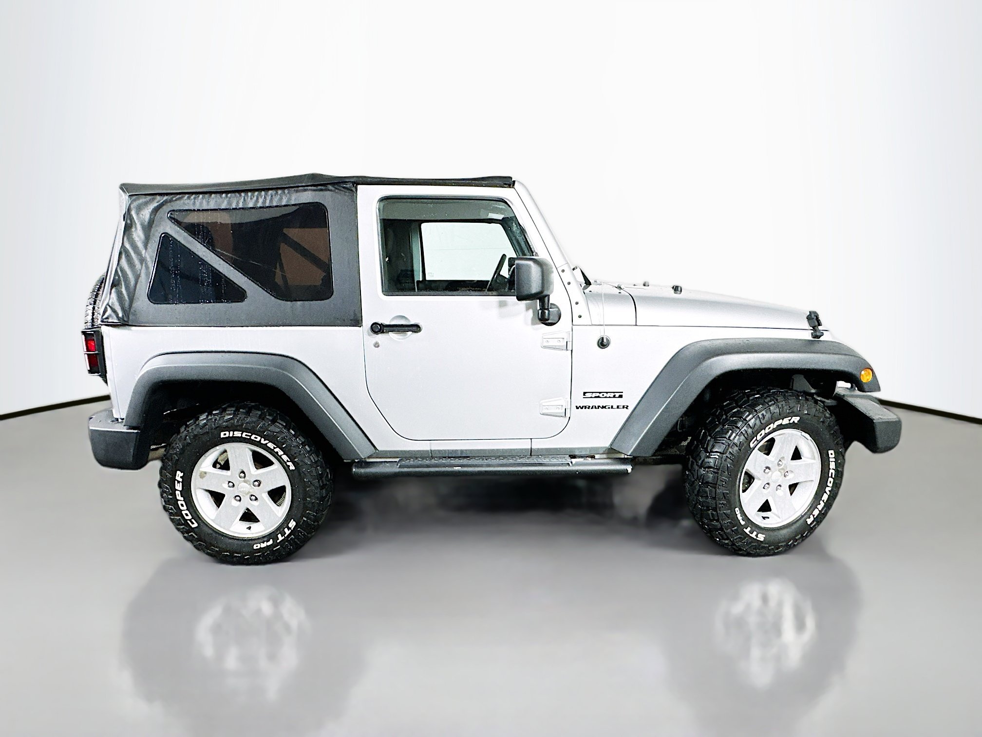 Used 2011 Jeep Wrangler Sport AWD/4WD image 8