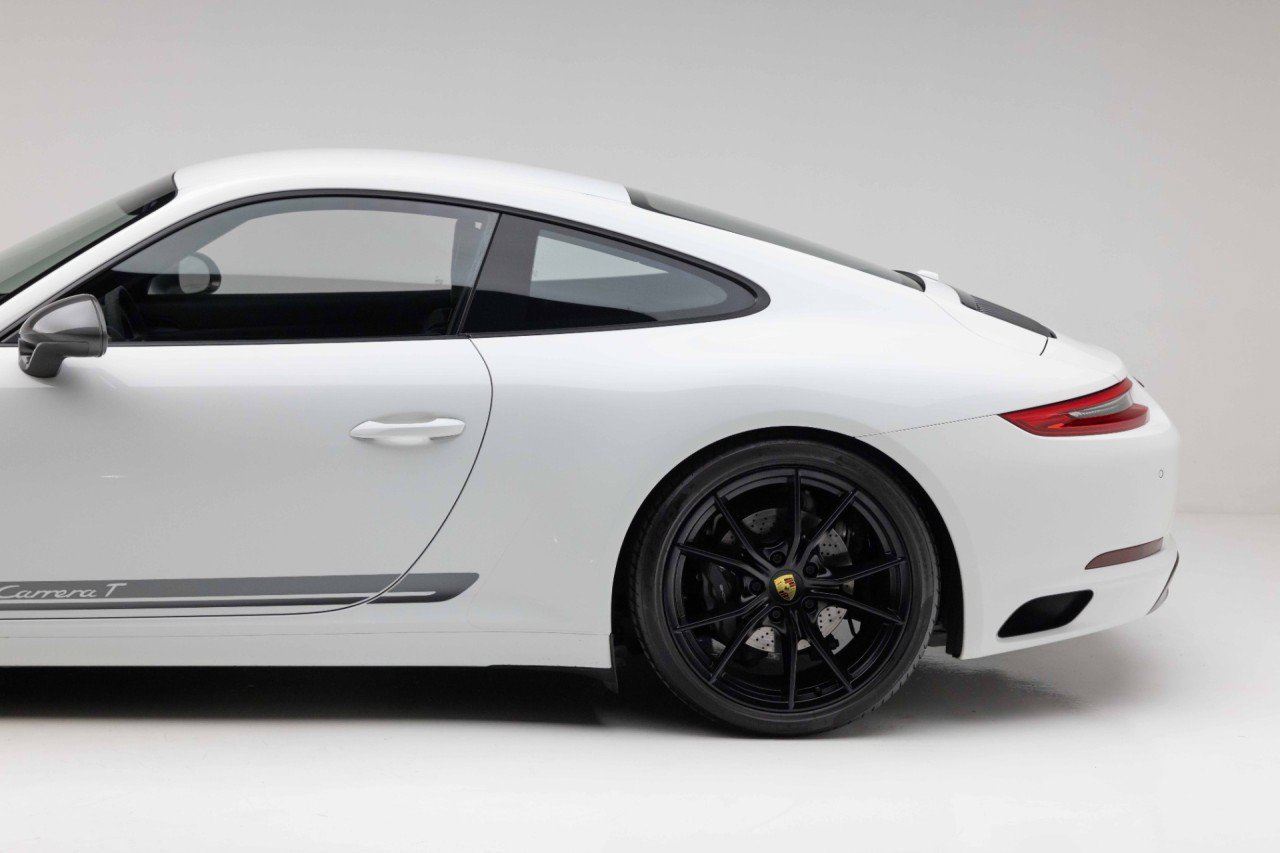 Used 2018 Porsche 911 Carrera T RWD image 23