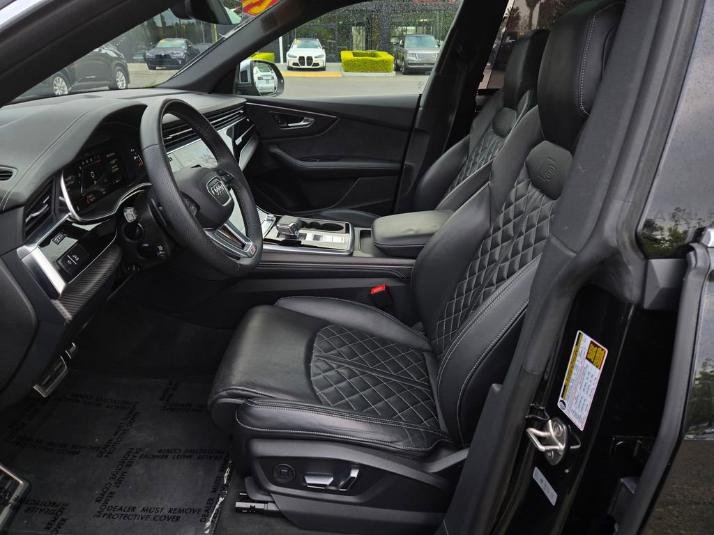 Used 2024 Audi SQ8 Premium Plus w/ Executive Package image 18