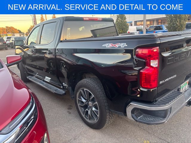 Used 2025 Chevrolet Silverado 1500 LT AWD/4WD image 22