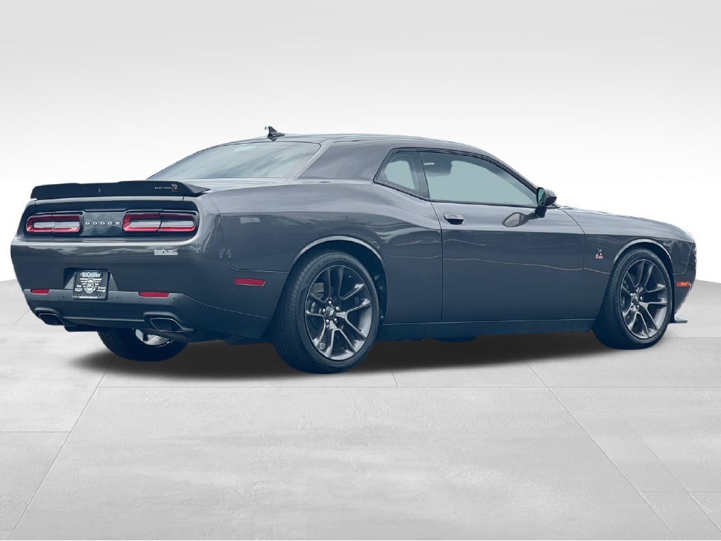 Used 2022 Dodge Challenger R/T Scat Pack RWD image 7