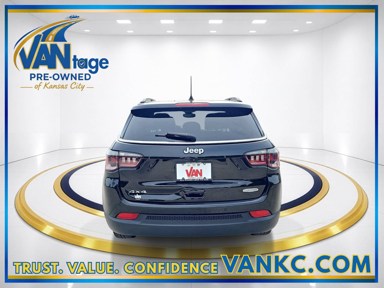 Used 2021 Jeep Compass Latitude w/ Driver Assistance Group AWD/4WD image 7