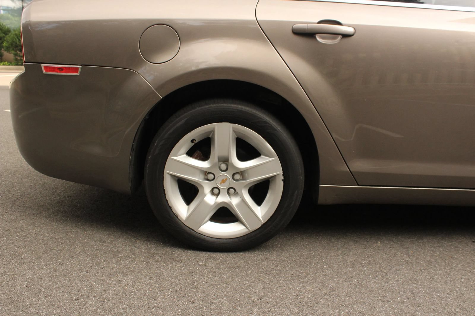 Used 2012 Chevrolet Malibu LS FWD image 5