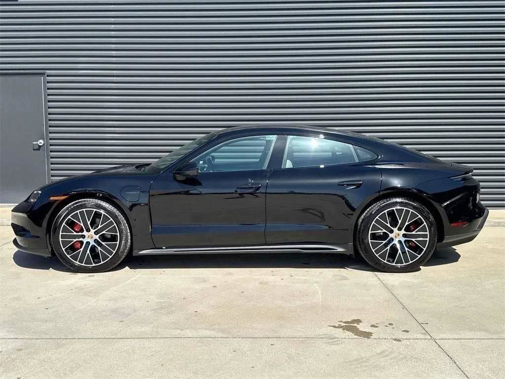New 2025 Porsche Taycan 4S image 90