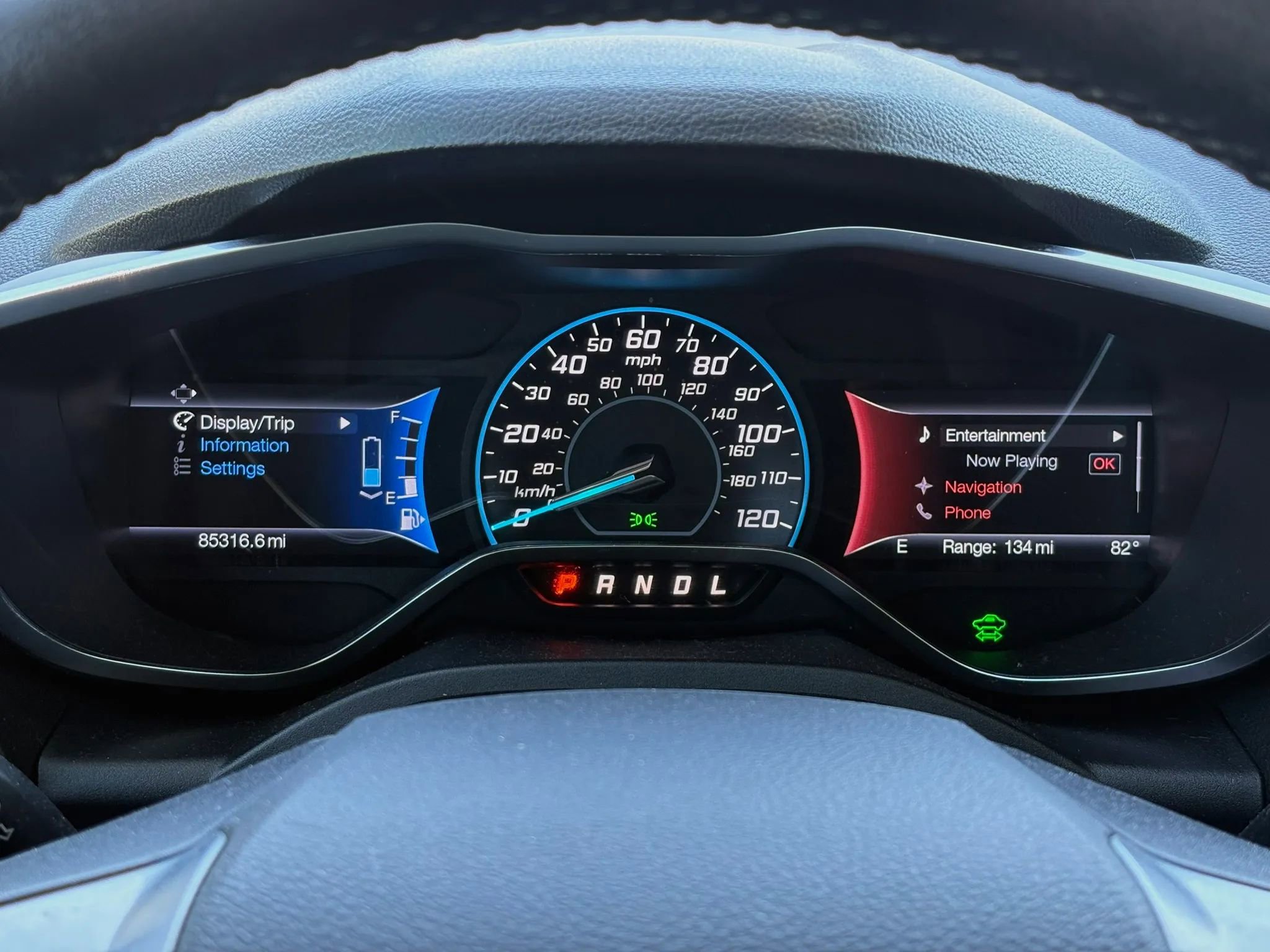 Used 2016 Ford C-MAX Energi SEL w/ Equipment Group 302A FWD image 28