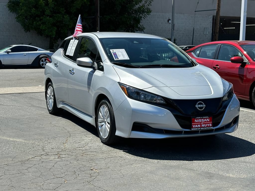 Used 2024 Nissan Leaf S FWD image 10