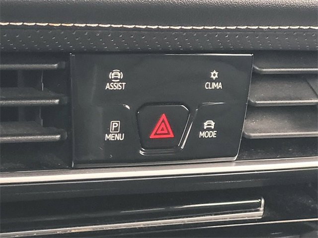 Used 2024 Volkswagen Atlas SE image 24