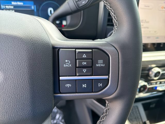 New 2026 Ford F250 Lariat w/ Black Appearance Package AWD/4WD image 29