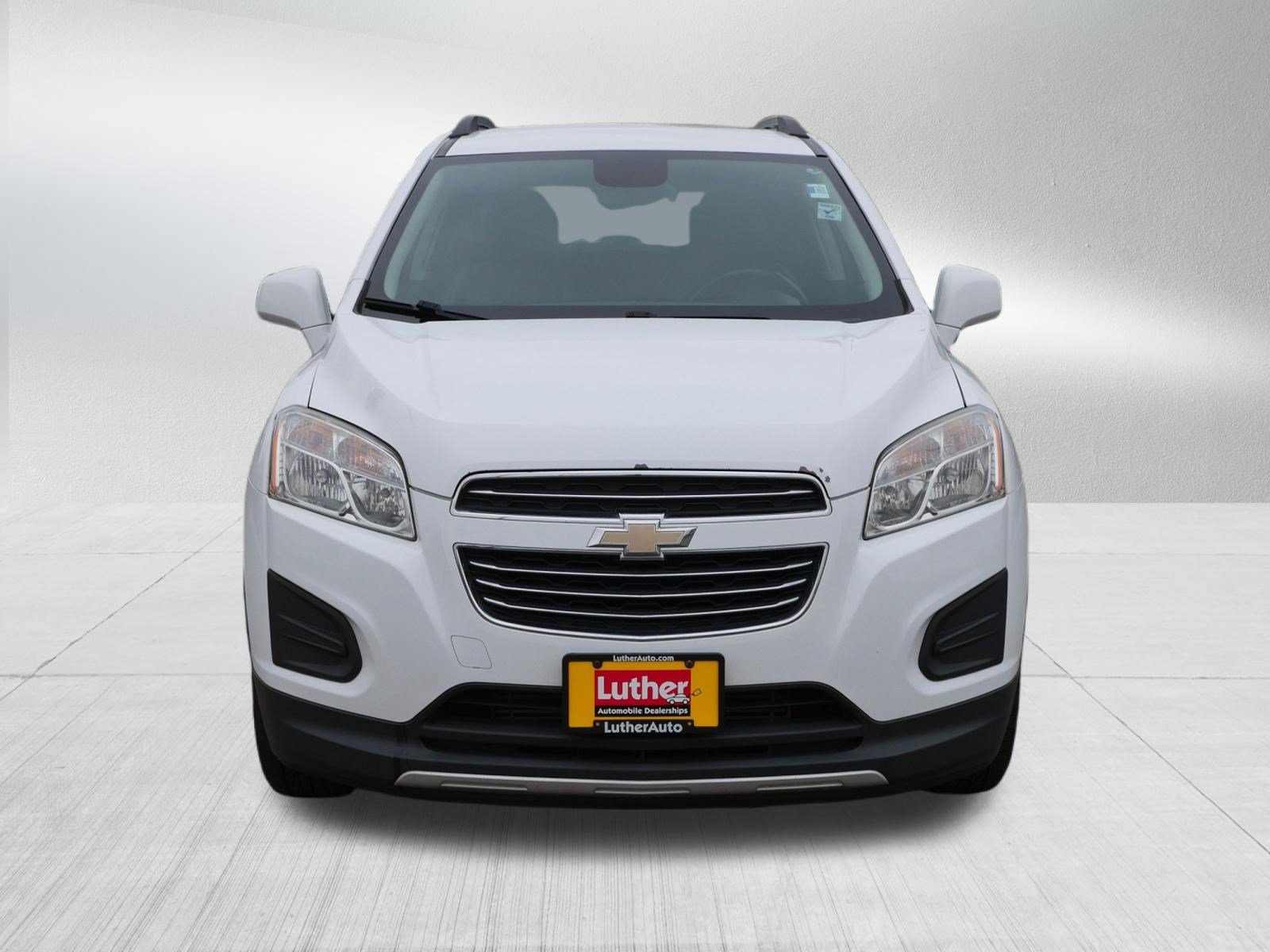 Used 2016 Chevrolet Trax LT w/ LT Convenience Package AWD/4WD image 2