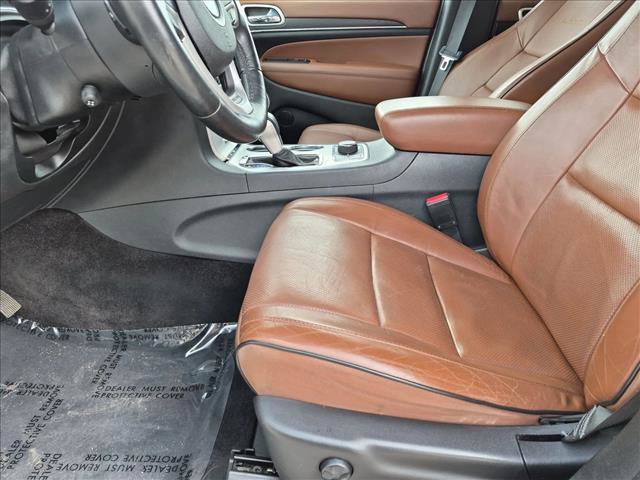 Used 2018 Jeep Grand Cherokee Summit w/ Platinum Series Group AWD/4WD image 16
