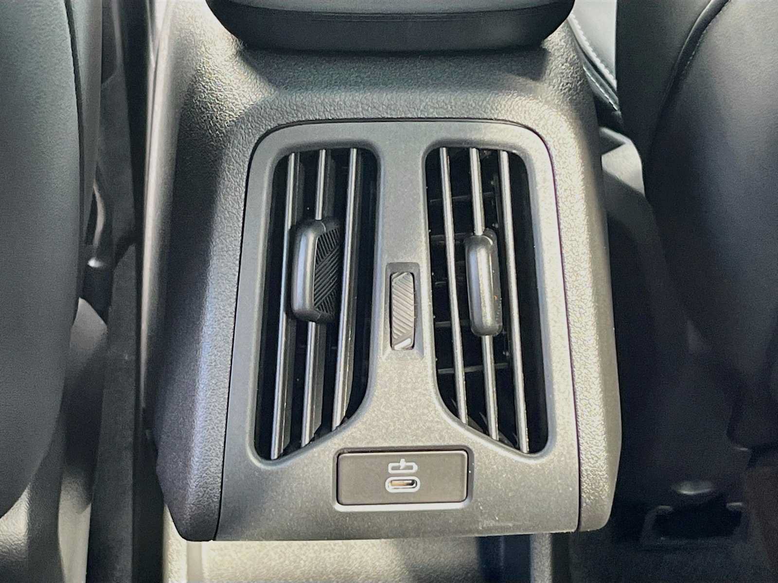 New 2027 BMW X1 xDrive28i AWD/4WD image 18