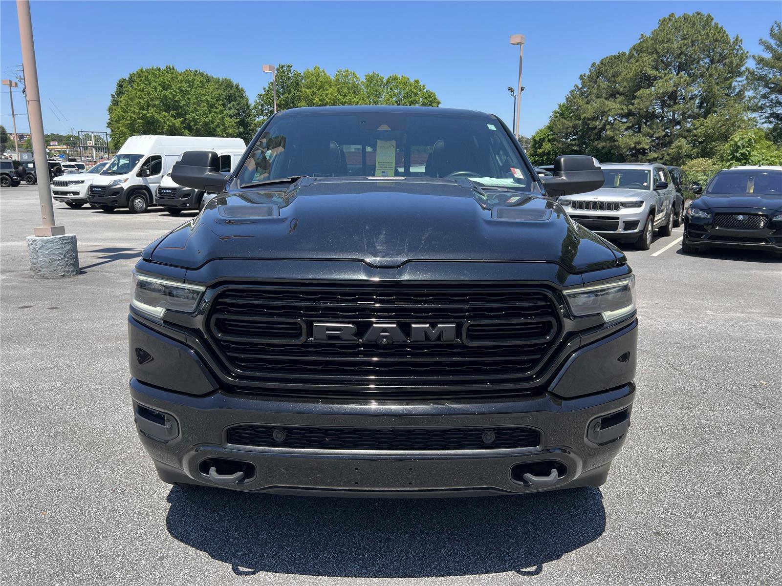 Used 2023 RAM 1500 Limited AWD/4WD image 3