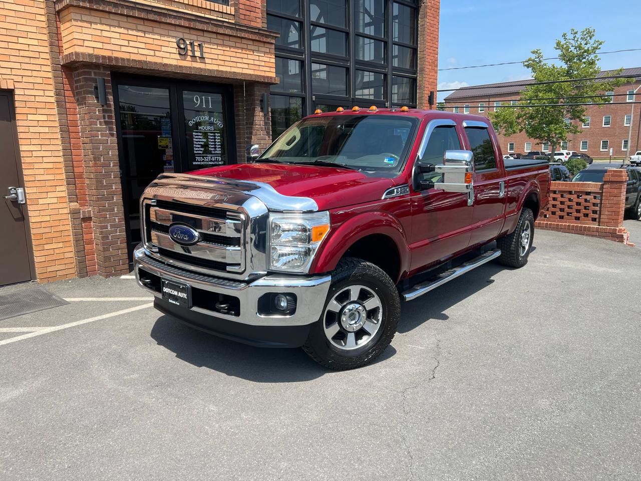Used 2015 Ford F250 Lariat w/ Lariat Interior Package AWD/4WD image 1