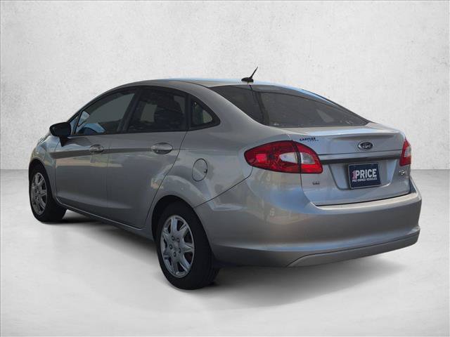 Used 2013 Ford Fiesta SE FWD image 7