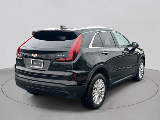 Certified 2024 Cadillac XT4 Luxury w/ Cold Weather Package image 35