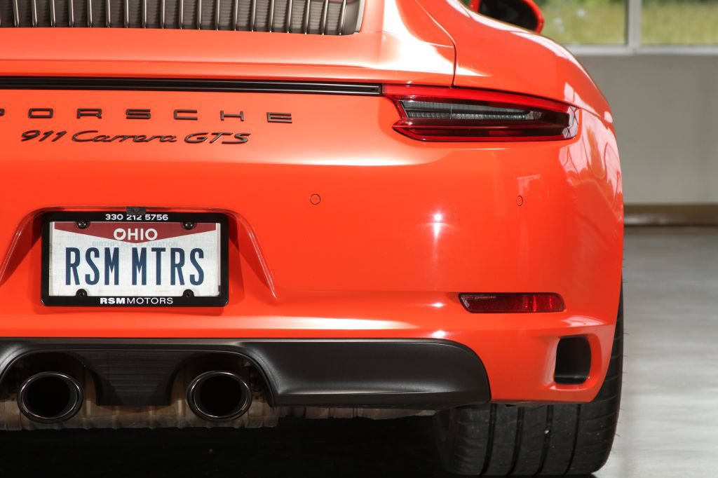 Used 2017 Porsche 911 Carrera GTS RWD image 24