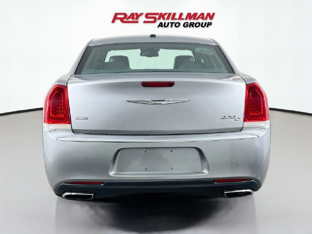 Used 2015 Chrysler 300 C Platinum AWD/4WD image 6